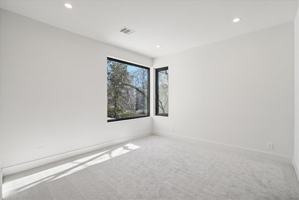 Lake Crest - Residential