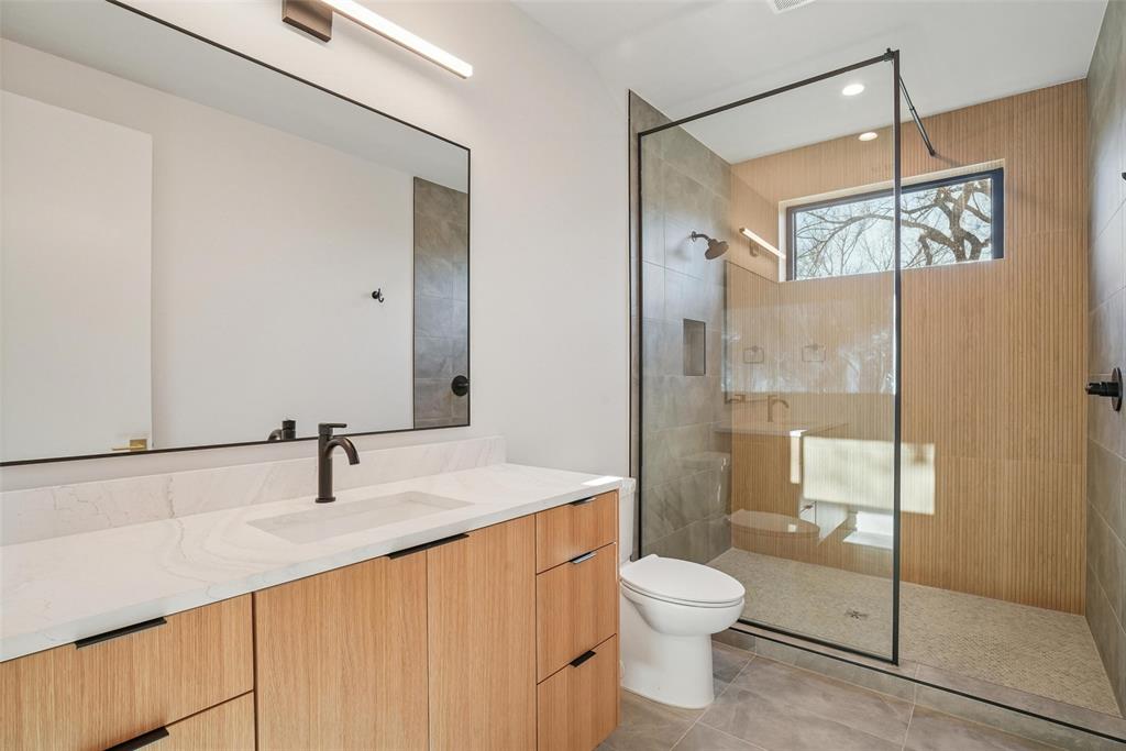 Lake Crest - Residential