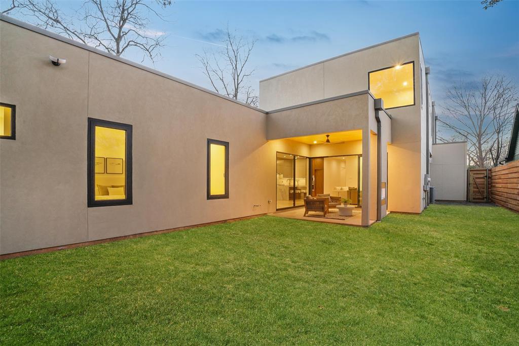 Lake Crest - Residential