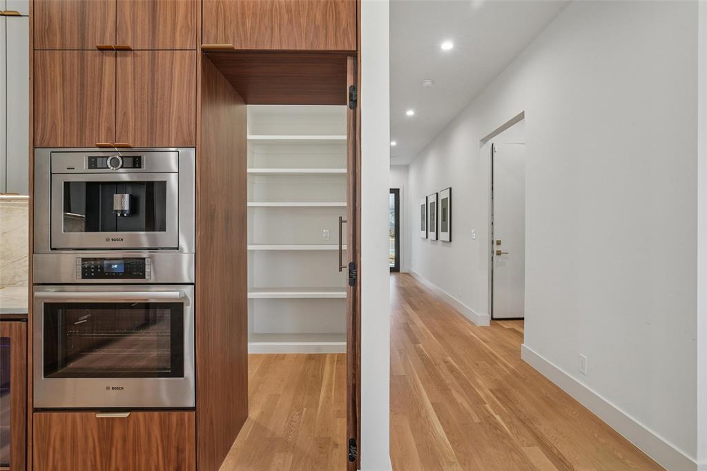 Lake Crest - Residential