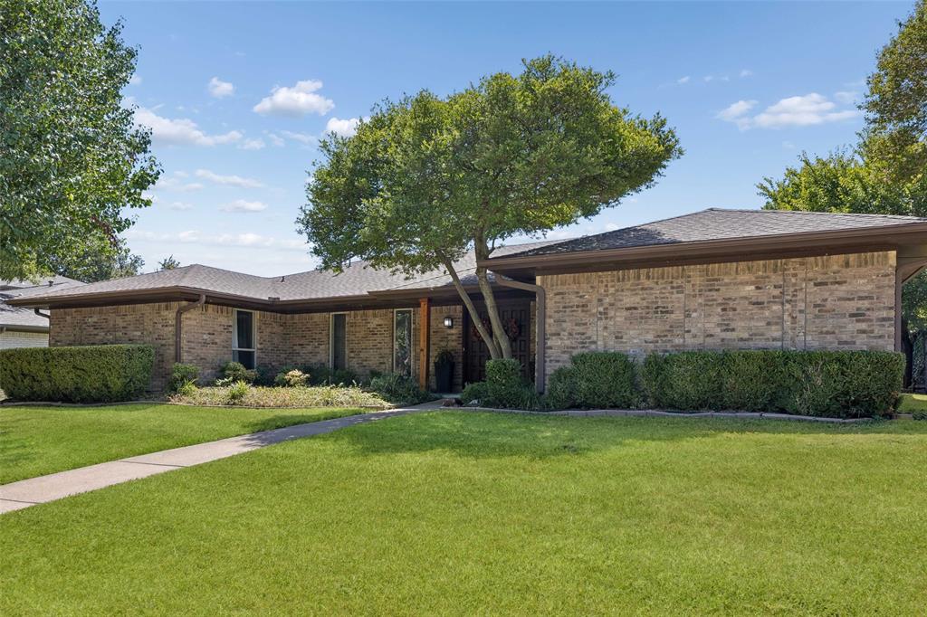 2904 Robin Road