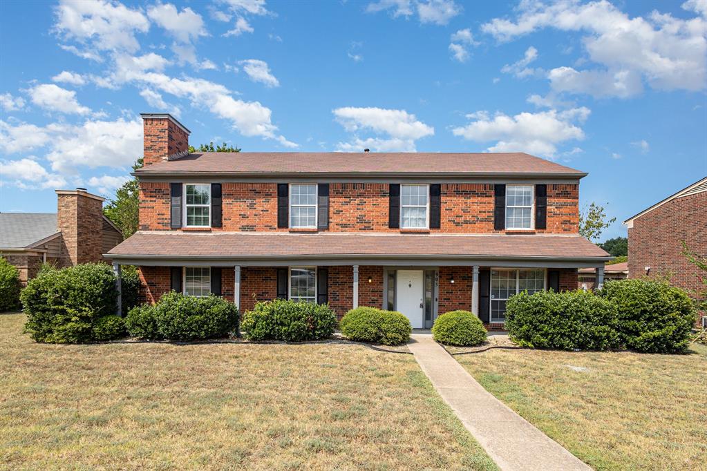 905 Eagle Drive