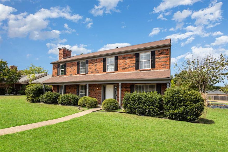 Welcome to this spacious DeSoto home featuring multiple living and dining spaces designed for both comfort and versatility. A formal sitting room, a formal dining room, and a bright living room provide plenty of areas to gather or entertain. The kitchen offers bar seating and a cozy breakfast nook, creating a seamless flow for everyday living. The primary bedroom includes a private sitting area and an ensuite bath with dual sinks, a soaking tub, a separate shower, and a walk-in closet for ample storage.

Step outside to enjoy a well-situated property close to local shopping, dining, and convenient access to nearby highways, making daily commutes a breeze. Parks and recreation areas are also within reach, offering plenty of opportunities to enjoy the outdoors while being just minutes from everything DeSoto has to offer.