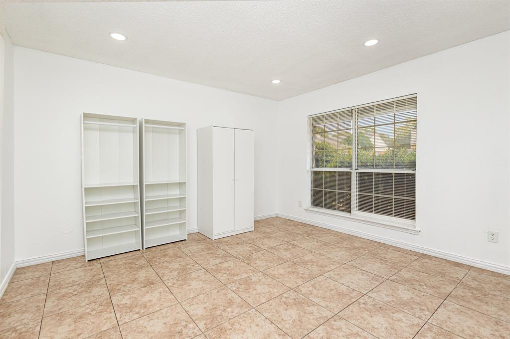 905 Eagle Drive