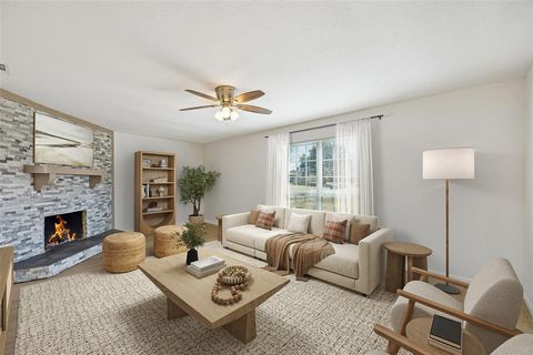 Tiny photo for 715 Orchard Court, Duncanville, TX 75137 (MLS # 21196362)