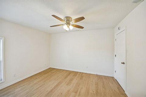 Tiny photo for 715 Orchard Court, Duncanville, TX 75137 (MLS # 21196362)