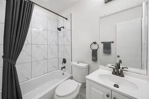 Tiny photo for 715 Orchard Court, Duncanville, TX 75137 (MLS # 21196362)