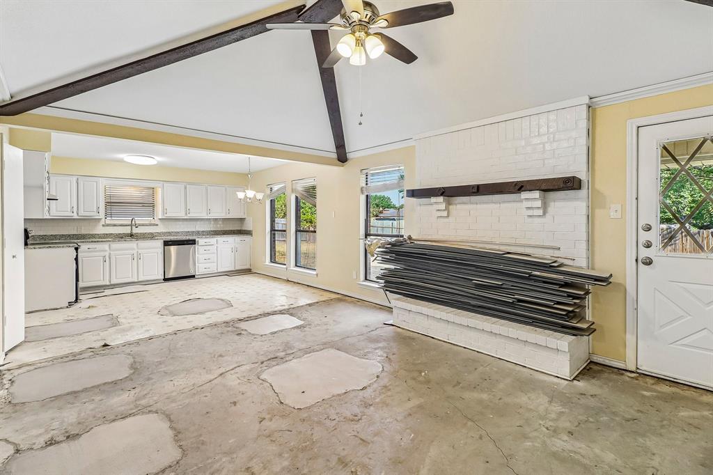 200 Shawnee Trail