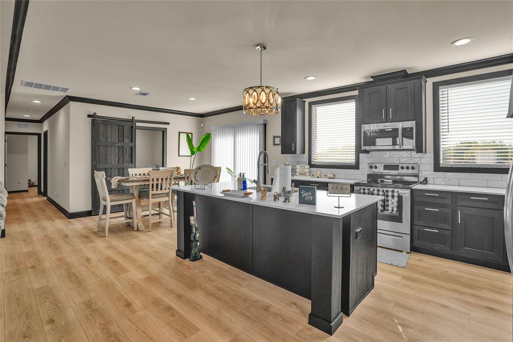 Edmonds Anson - Residential