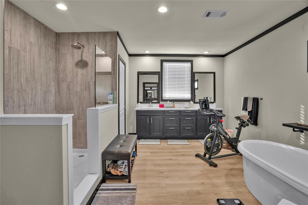 Edmonds Anson - Residential