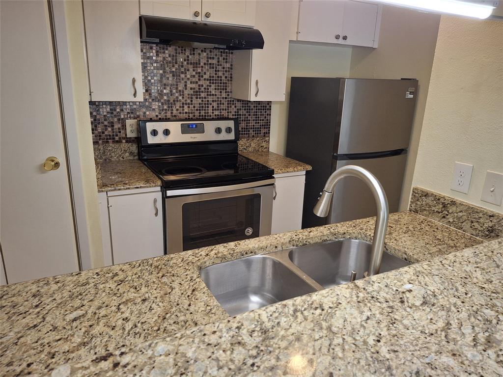 4859 Cedar Springs Road 358