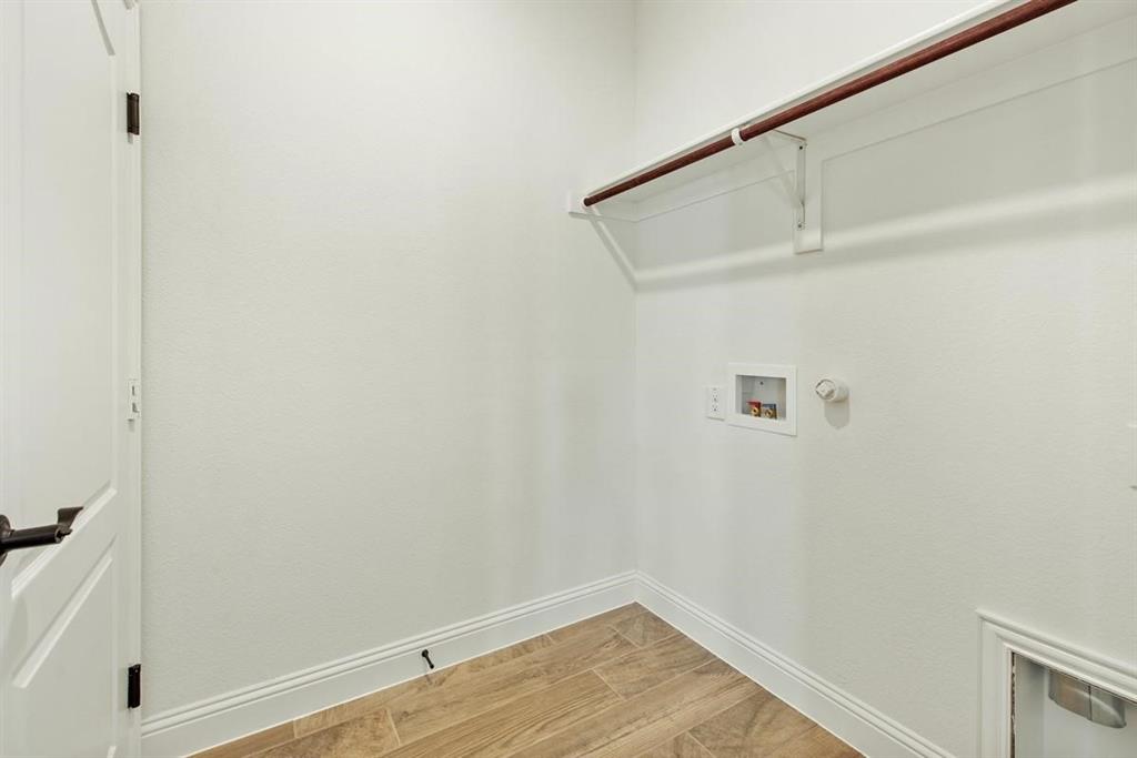 Arrow Brooke Ph 6 - Residential Lease