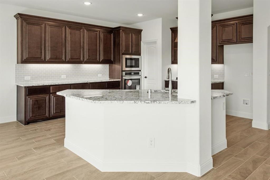 Arrow Brooke Ph 6 - Residential Lease