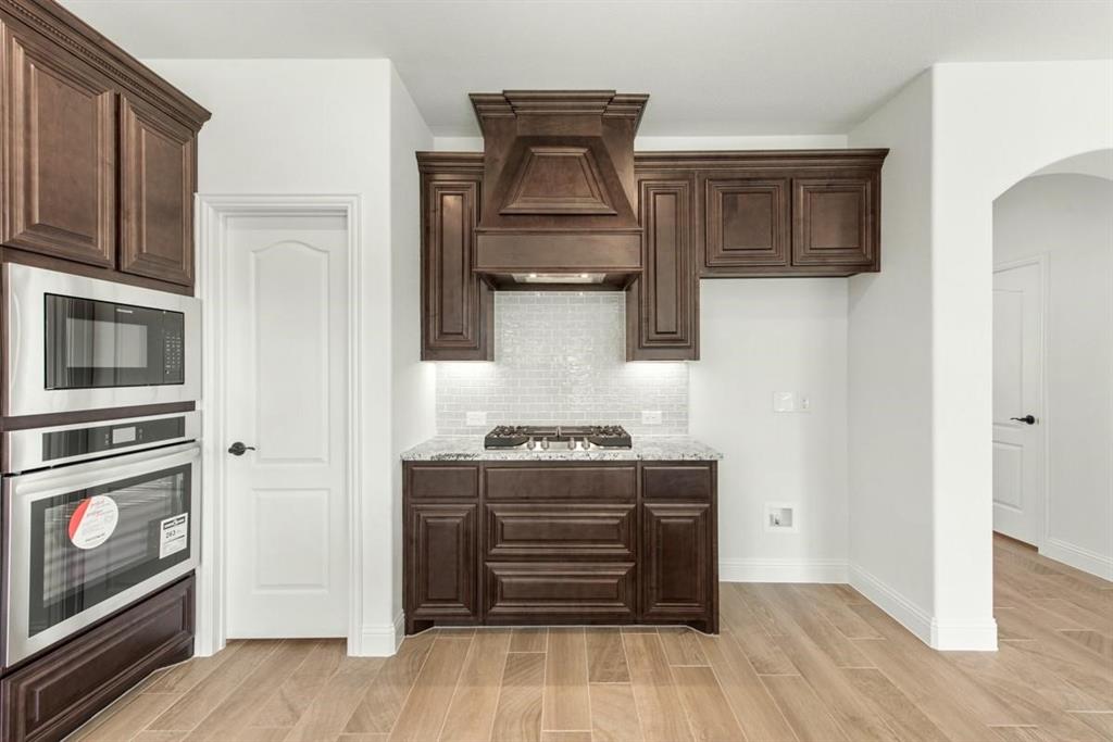 Arrow Brooke Ph 6 - Residential Lease