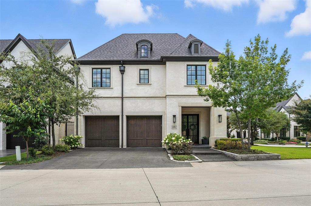 Lawn Glen Abbey - Residential