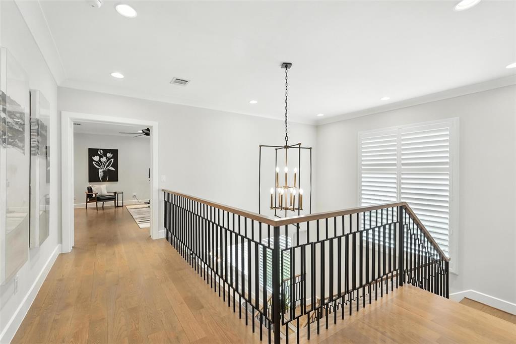 Lawn Glen Abbey - Residential