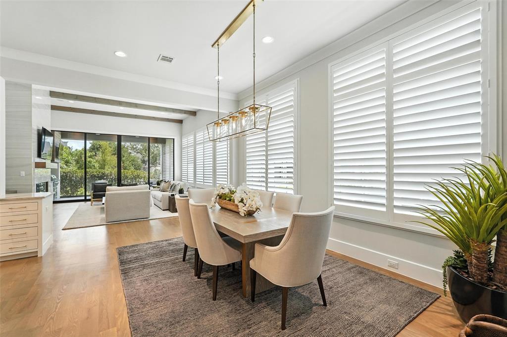 Lawn Glen Abbey - Residential