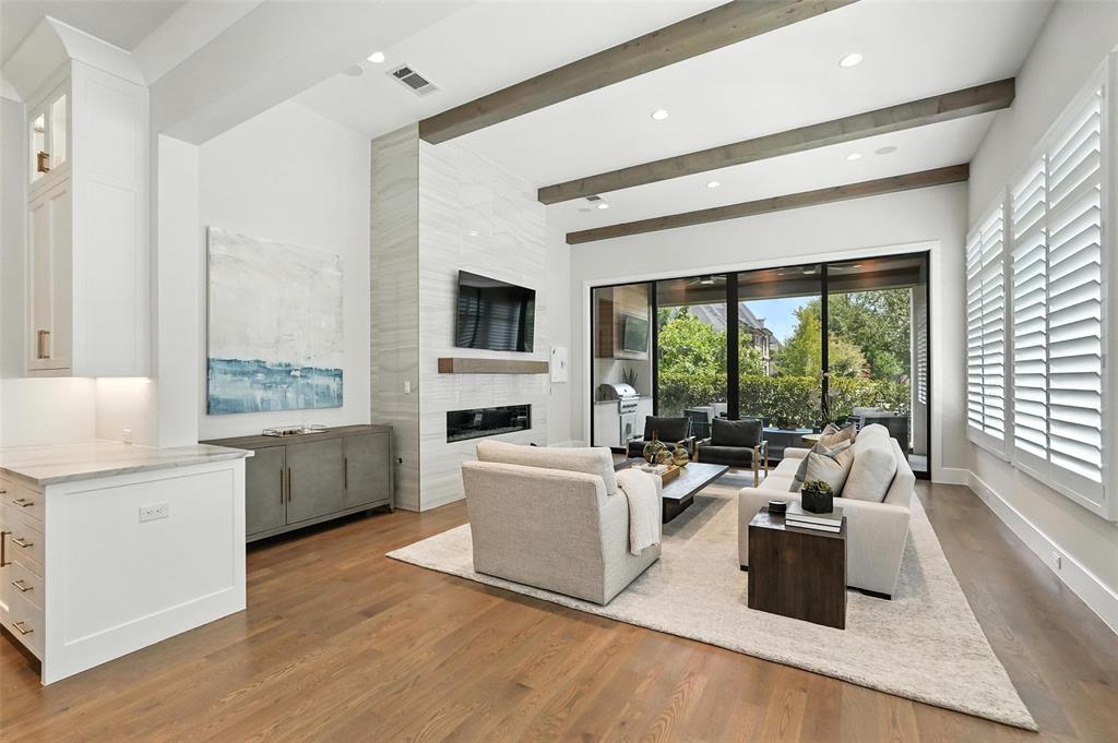 Lawn Glen Abbey - Residential