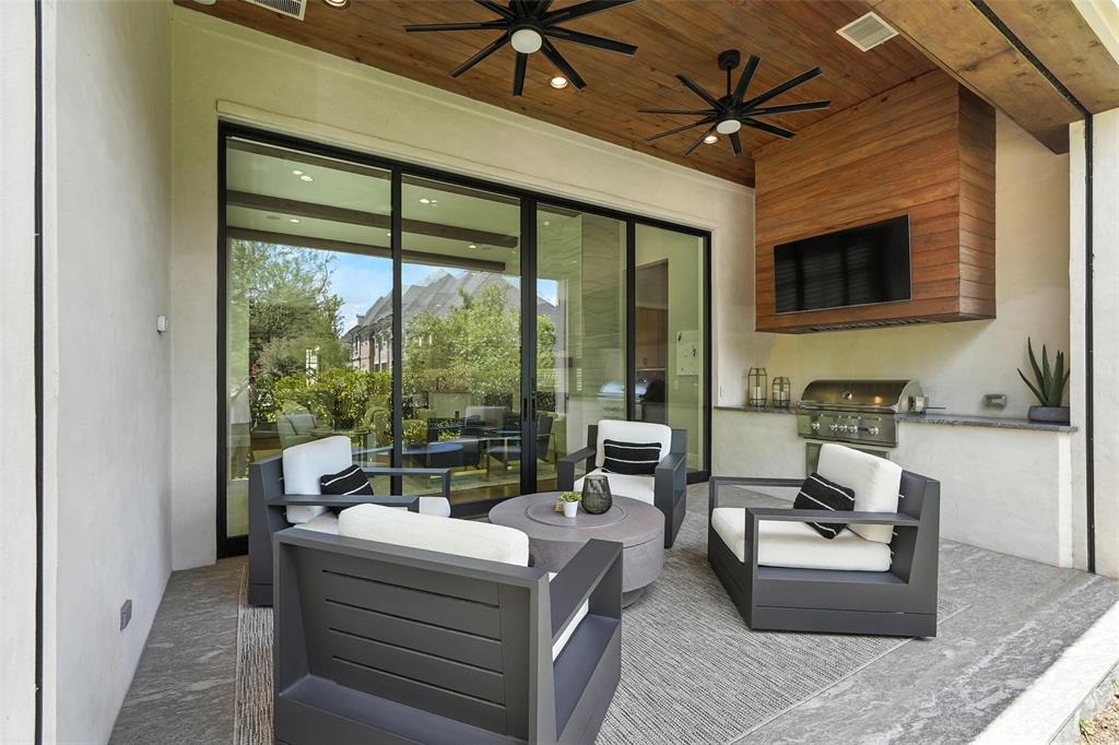 Lawn Glen Abbey - Residential