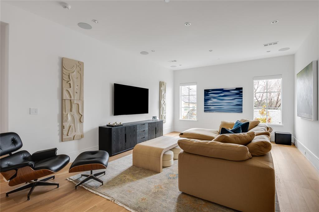 Mount Vernon 01 & 03 - Residential