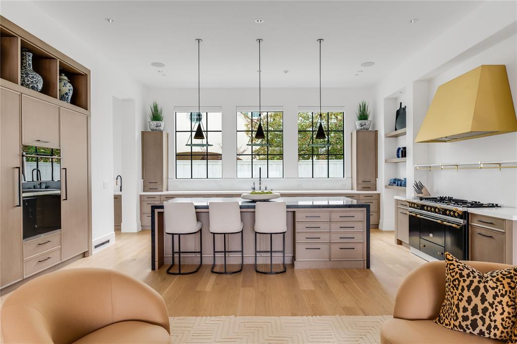 Mount Vernon 01 & 03 - Residential