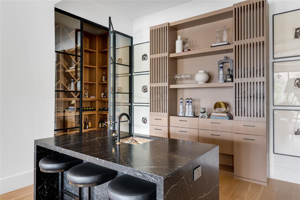 Mount Vernon 01 & 03 - Residential