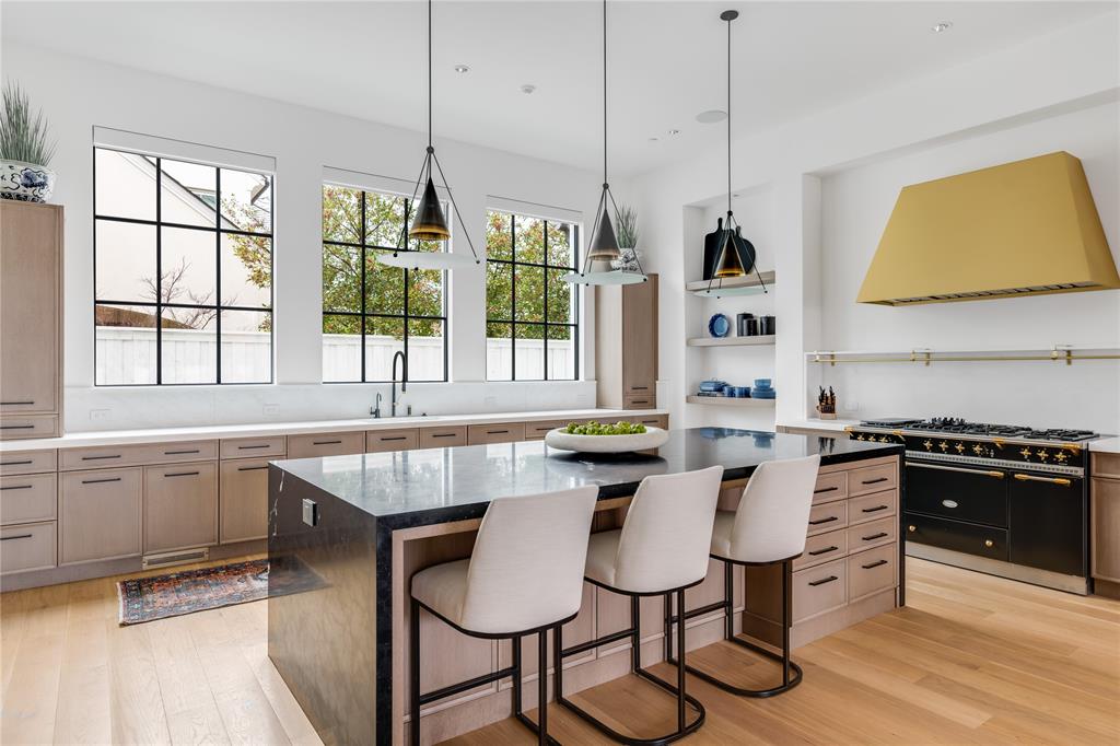 Mount Vernon 01 & 03 - Residential