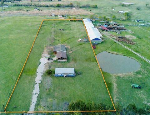 Photo of 1524 Vz County Road 2128, Wills Point, TX 75169 (MLS # 21182530)