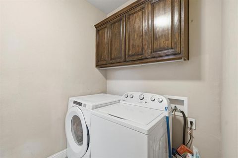 Tiny photo for 4610 Sierra Sunset, Abilene, TX 79606 (MLS # 21200176)