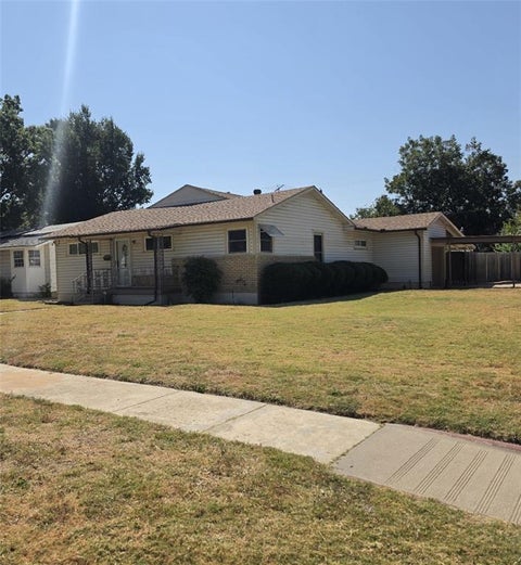 Photo of 3750 Honeysuckle Avenue, Fort Worth, TX 76111 (MLS # 21401910)