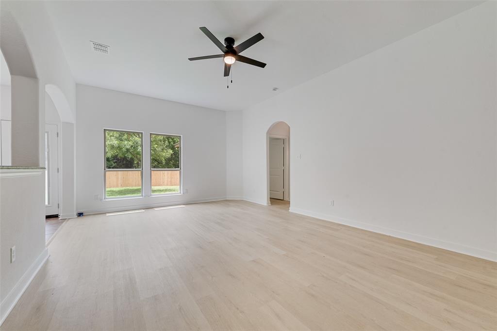 La Valencia - Residential