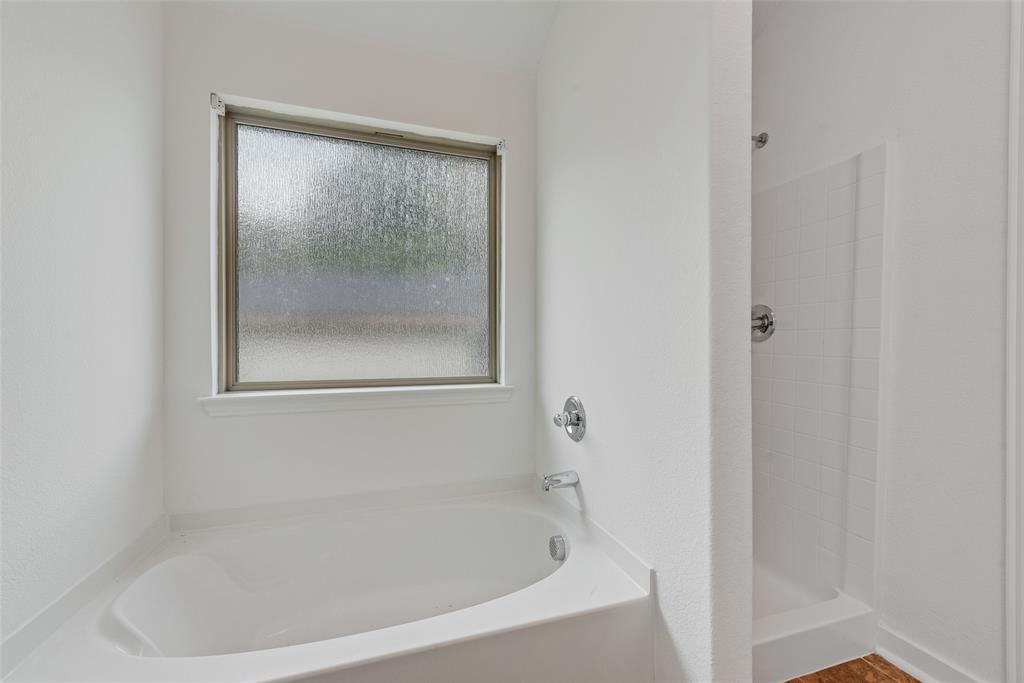 La Valencia - Residential