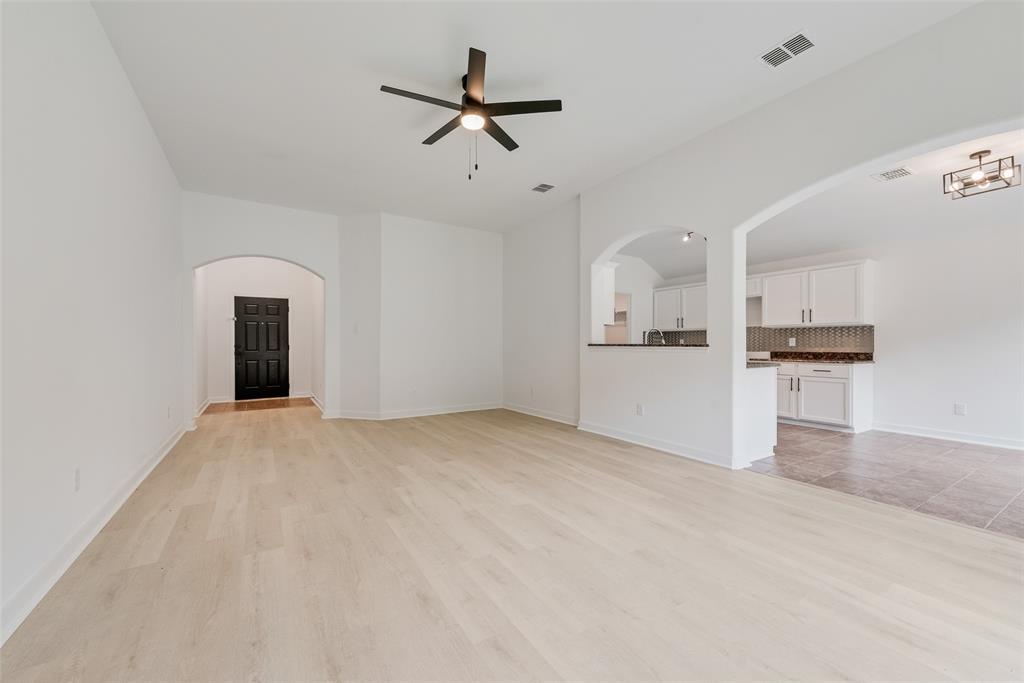 La Valencia - Residential