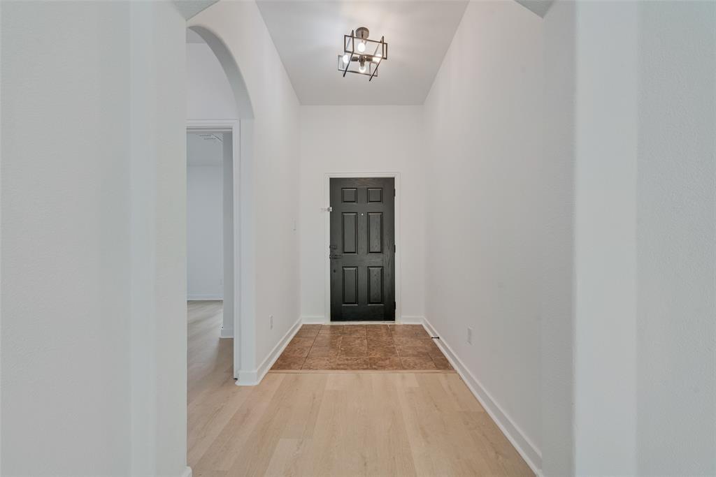 La Valencia - Residential