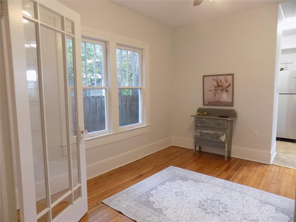 OT W OF BUTTERNUT - Residential