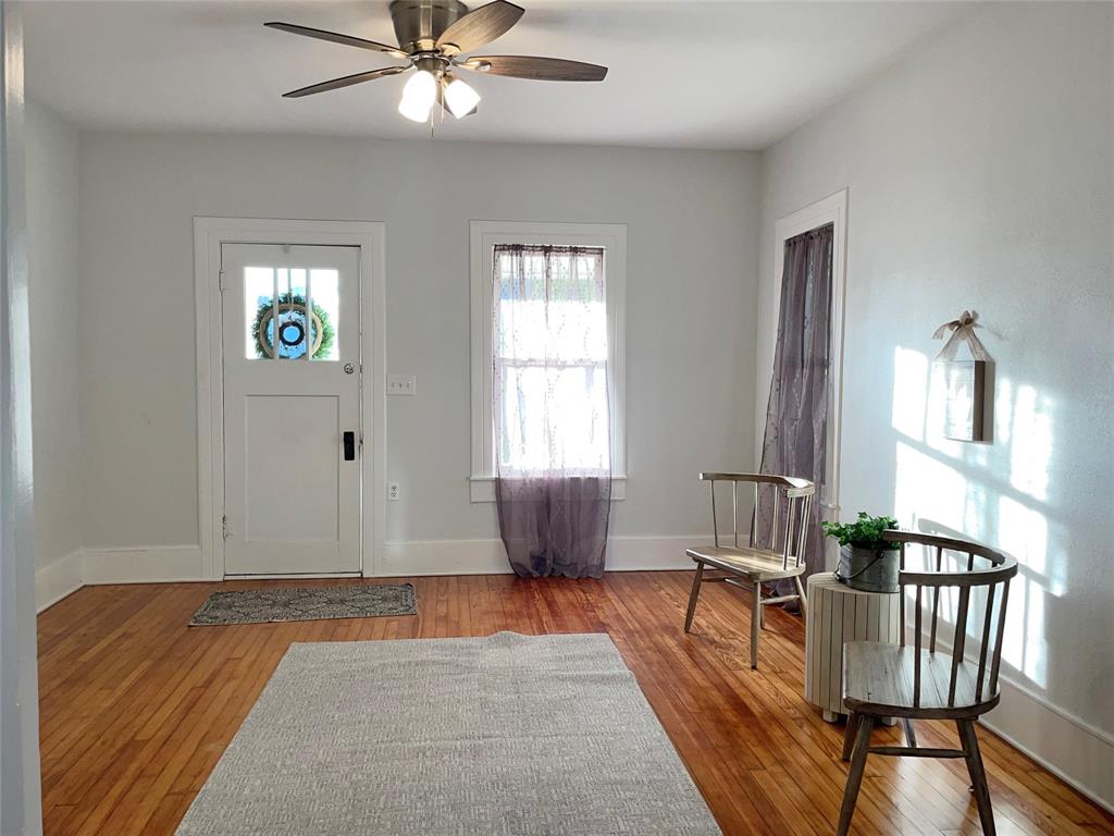 OT W OF BUTTERNUT - Residential