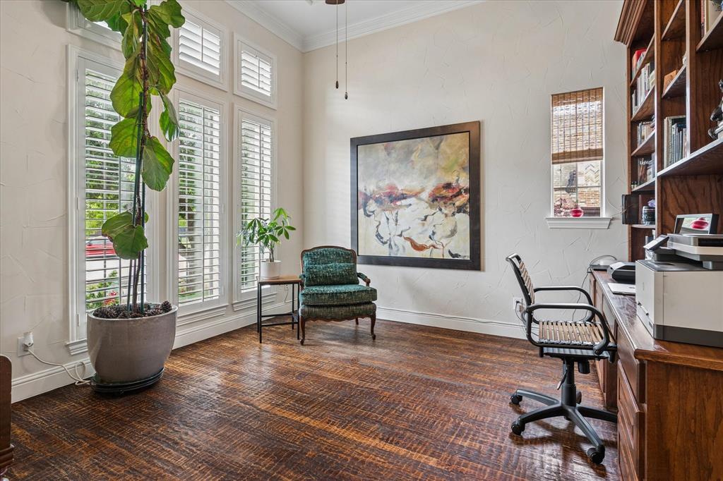 2378 King Arthur Boulevard