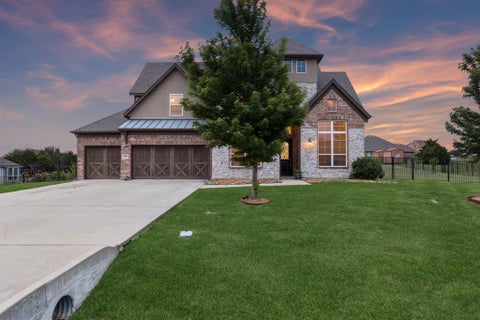 Photo of 2610 Sunset Bay Lane, Nevada, TX 75173 (MLS # 21281776)