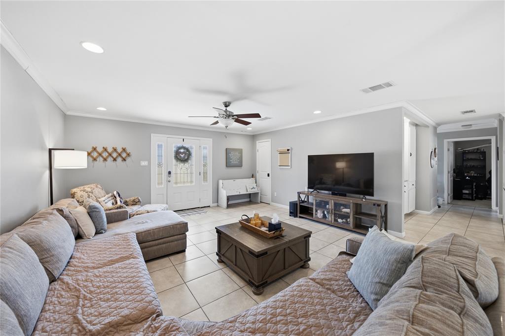 Peninsula Point - Residential