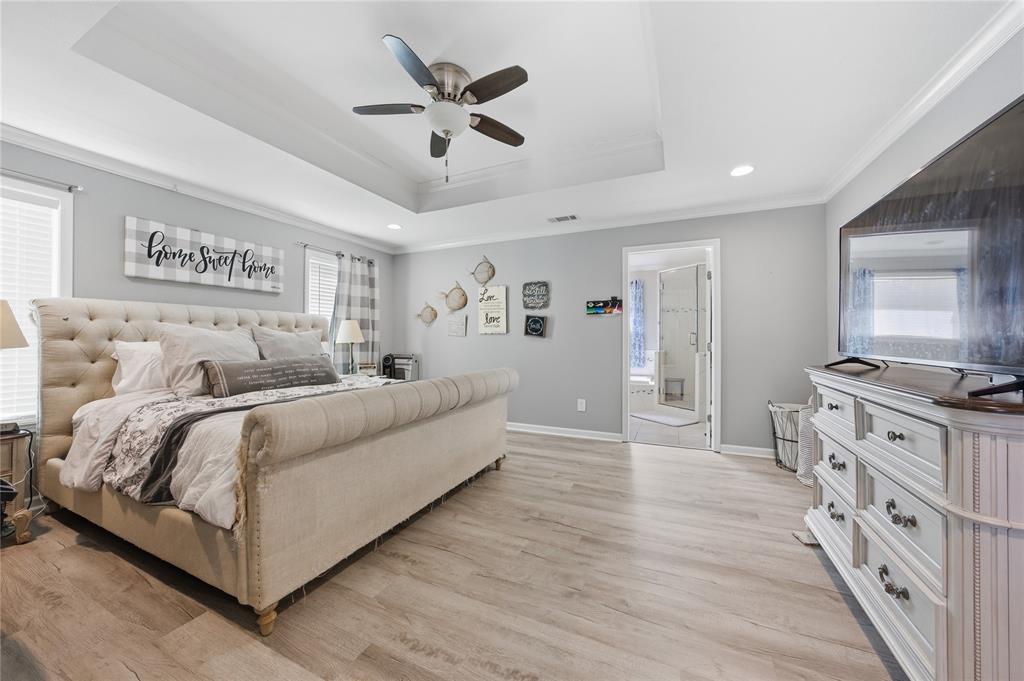 Peninsula Point - Residential