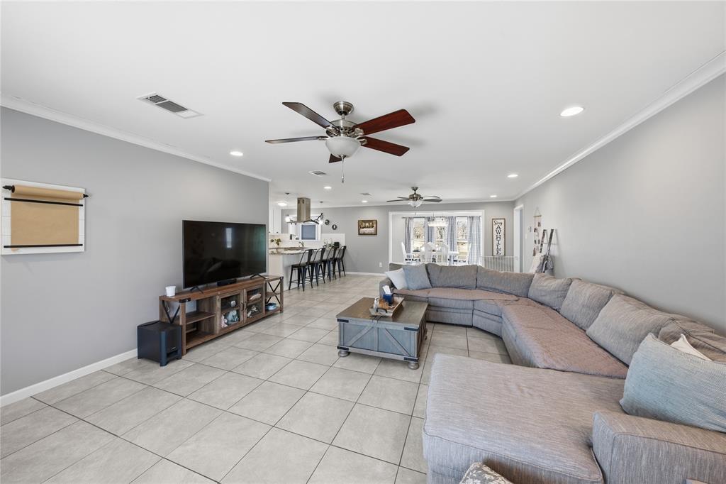 Peninsula Point - Residential