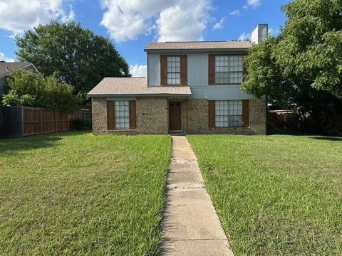 2321 Colonial Mesquite TX 75150