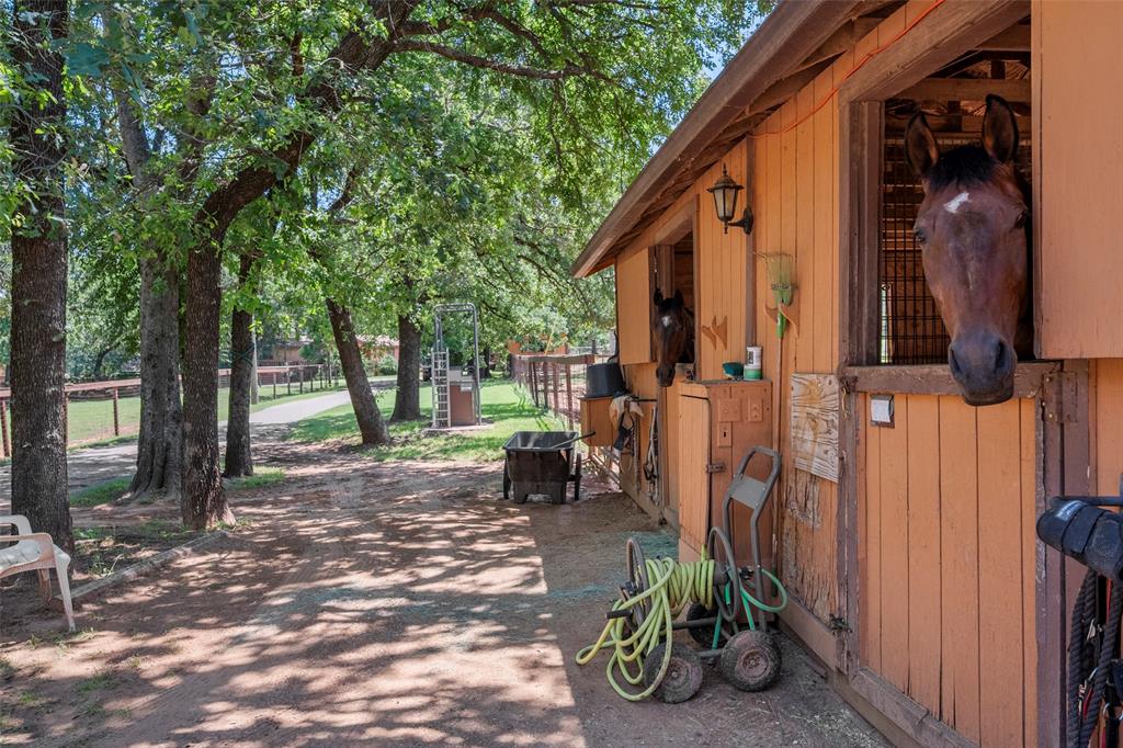 View Burleson, TX 76028 house