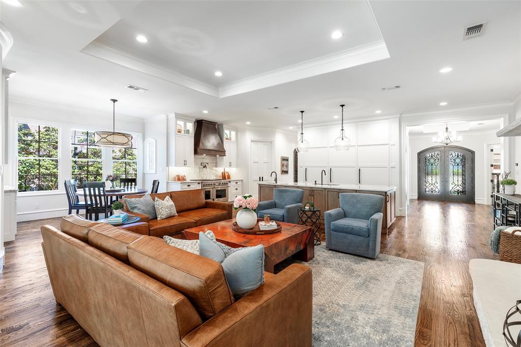 Kings Lake - Residential