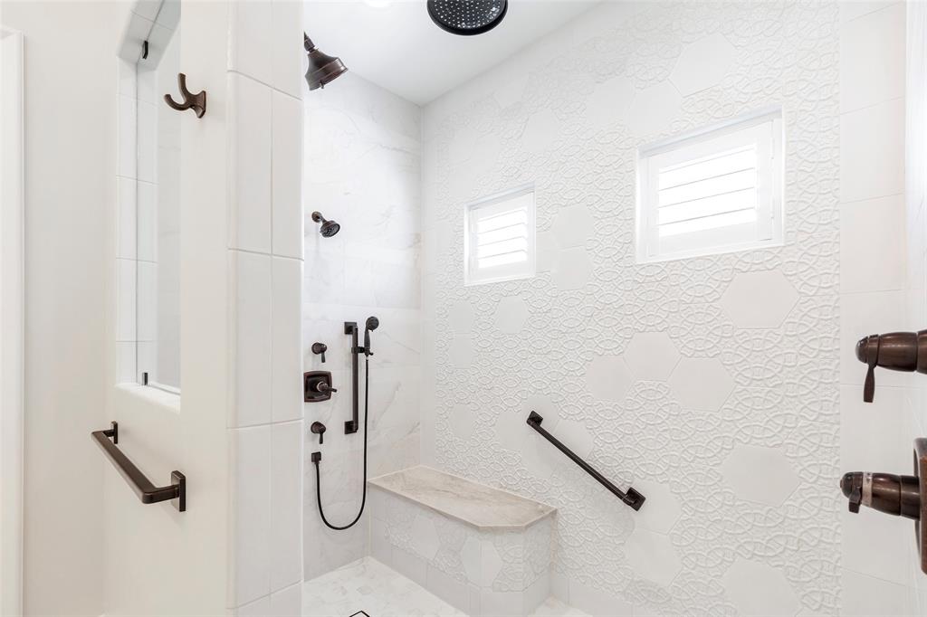 Kings Lake - Residential