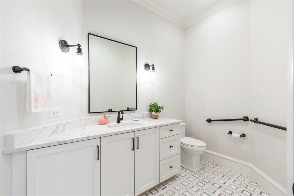 Kings Lake - Residential