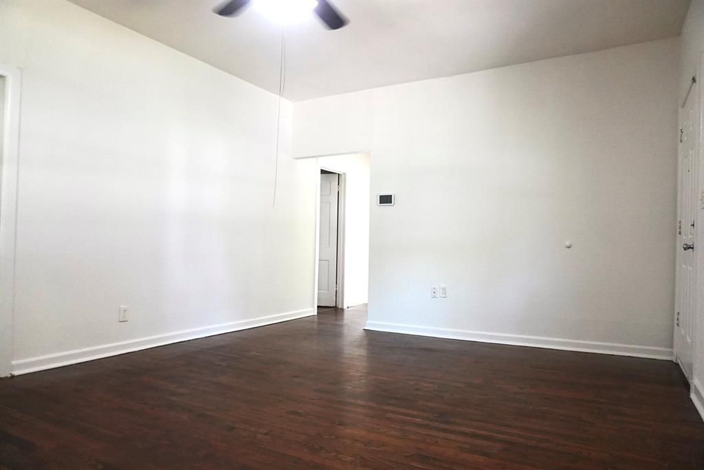 Photo of 404 W Elm Street, Alvord, TX 76225 (MLS # 21252065)