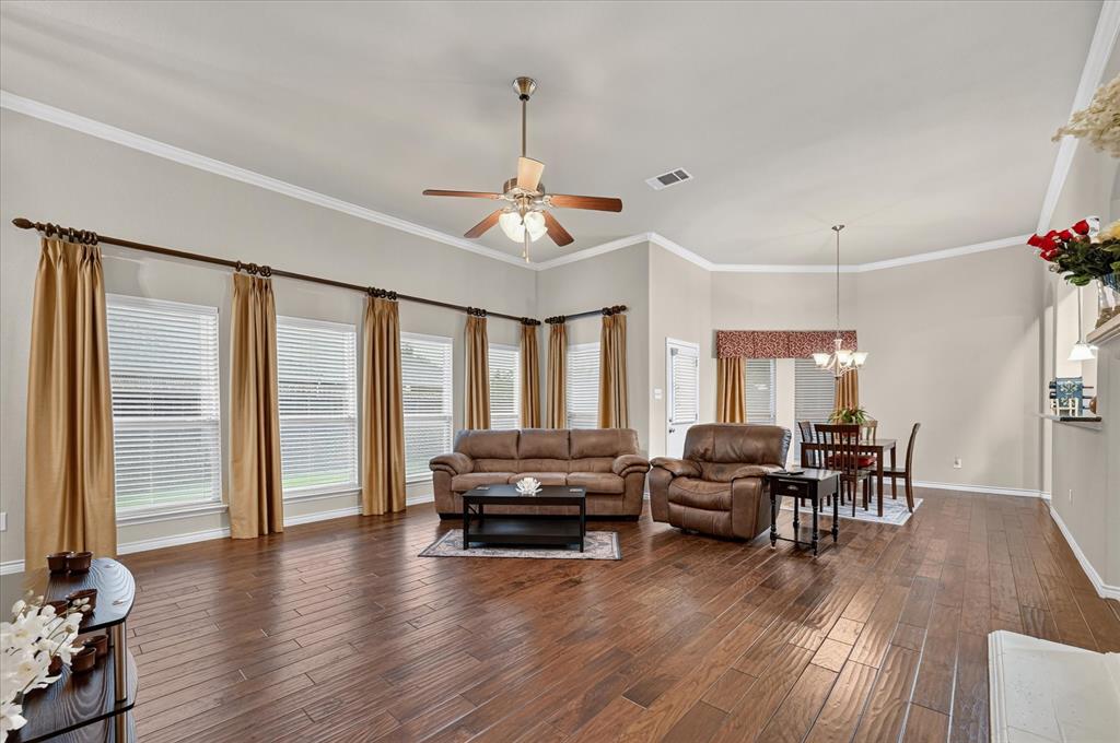 1824 Harlequin Place