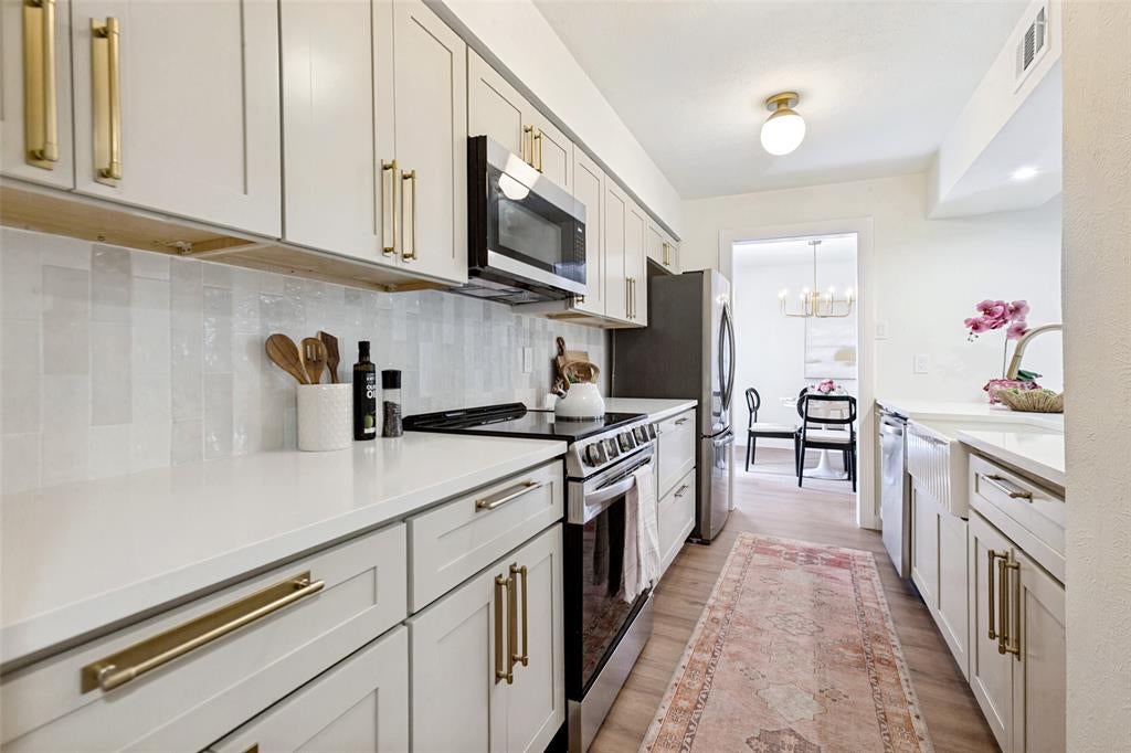 6030 Birchbrook Drive 223