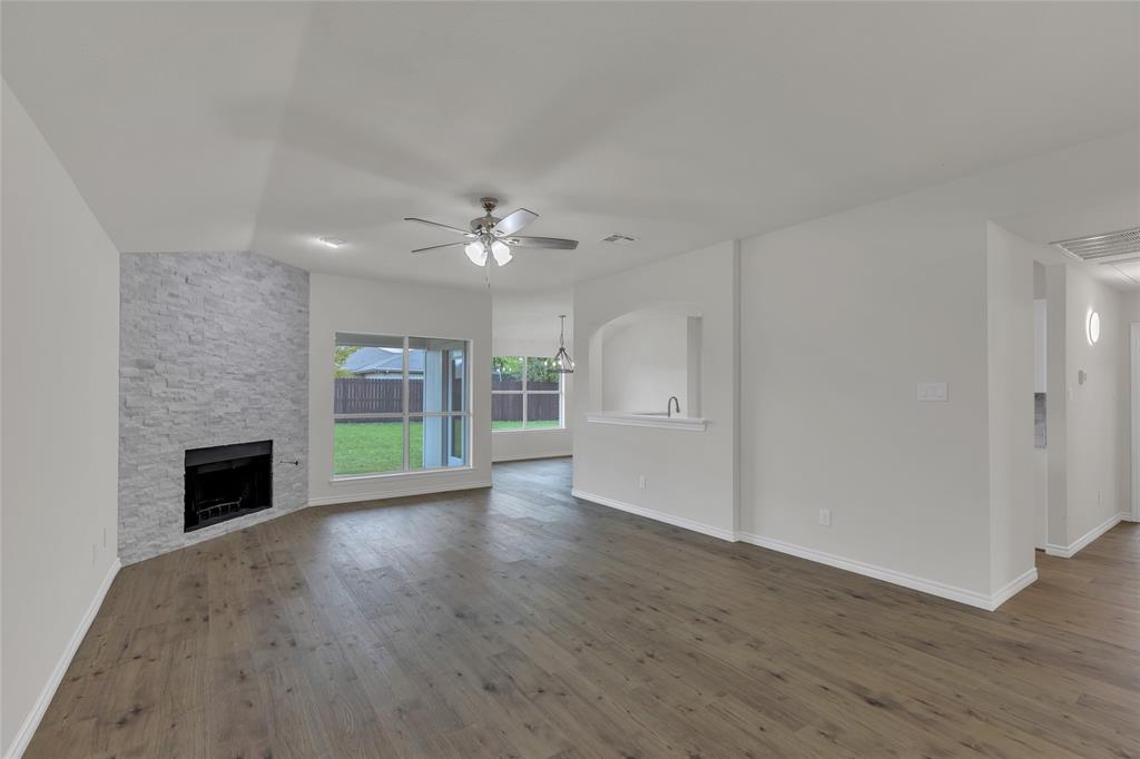 1004 Cowboy Court
